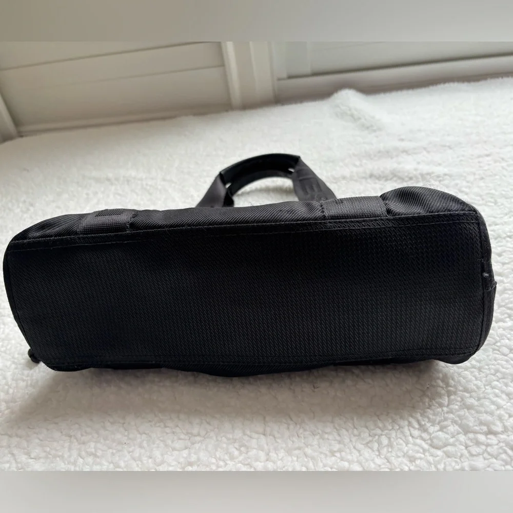 Diesel Vintage Y2K Black Logo Nylon Shoulder Bag with Leather Handles - Picture 4 of 6